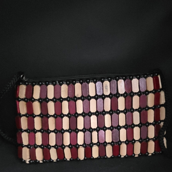 African Wooden Square Crossbody Purse in Natural and Burgundy - Picture 8 of 9